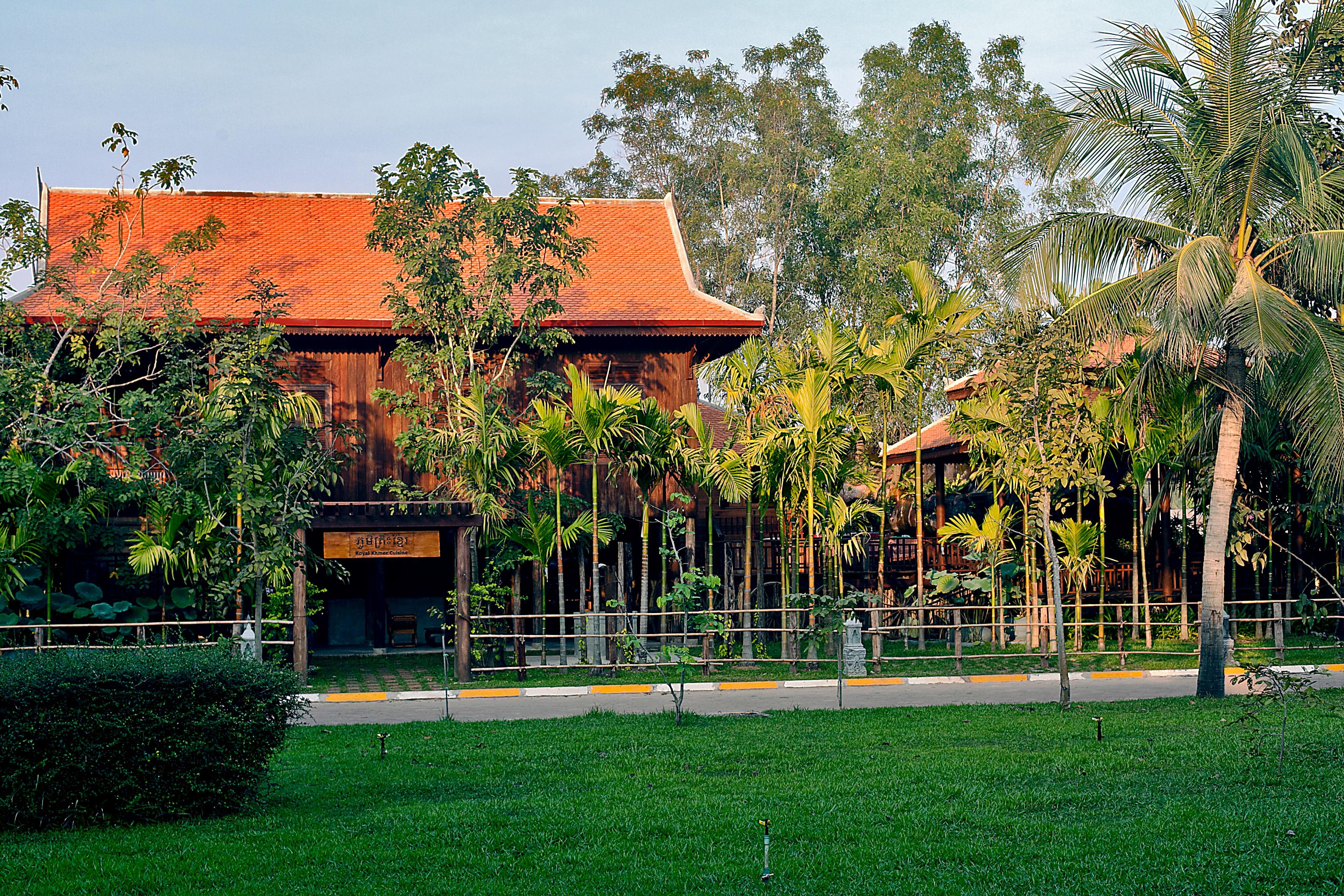 พาเลซ เรสซิเดนซ์ แอนด์ วิลลา Hotel เสียมราฐ ภายนอก รูปภาพ