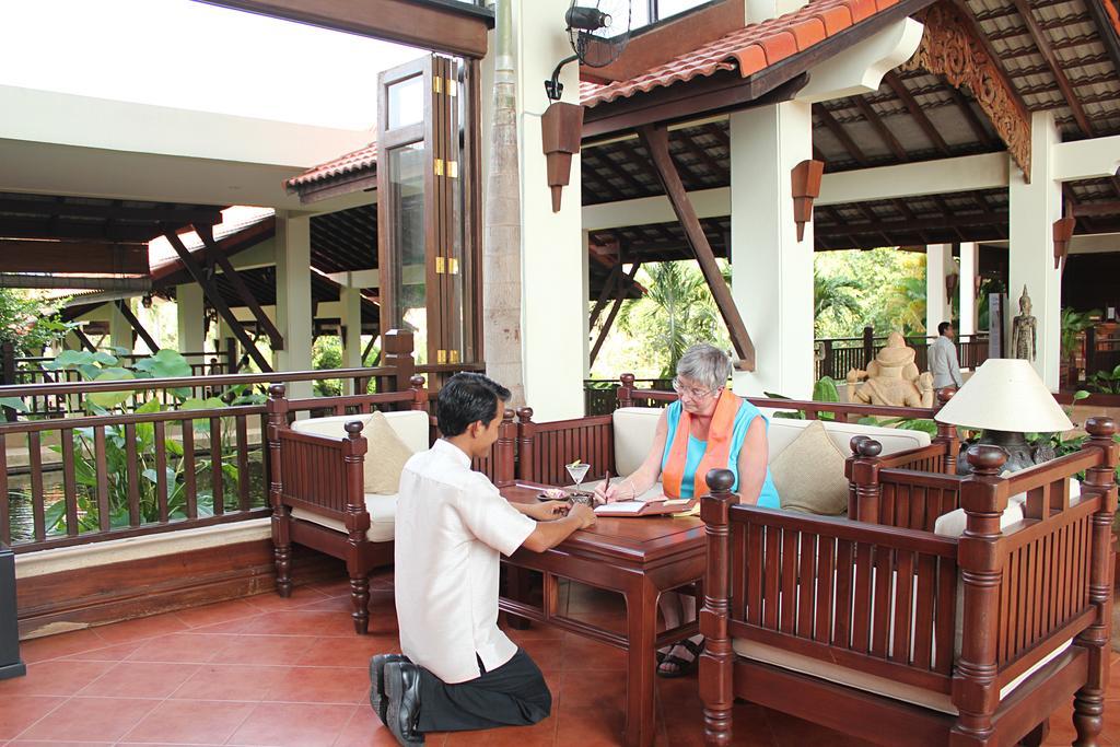 พาเลซ เรสซิเดนซ์ แอนด์ วิลลา Hotel เสียมราฐ ภายนอก รูปภาพ